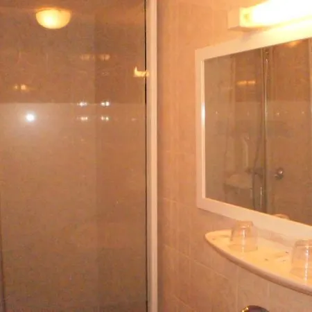 Hotell Le Bouchon Des Aravis